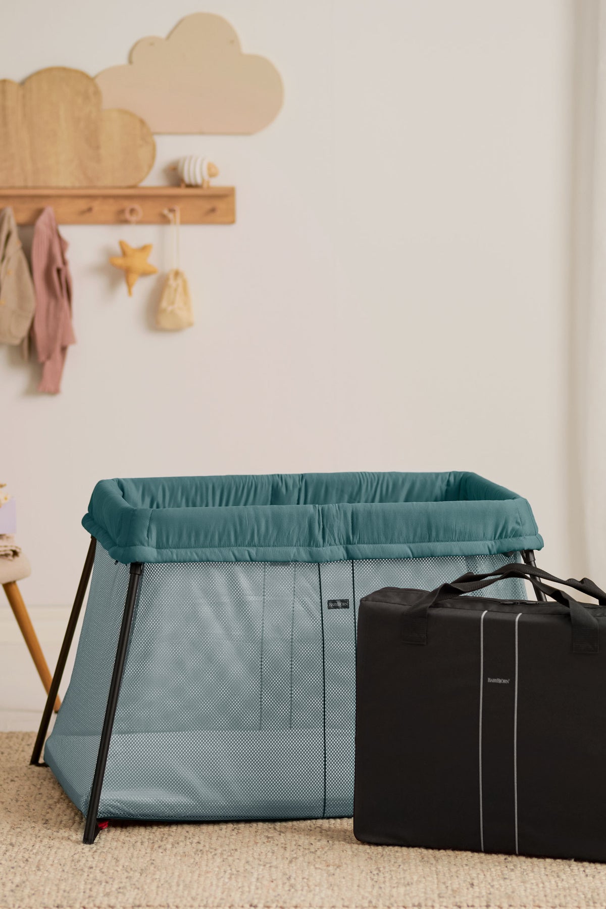 Travel Crib Light