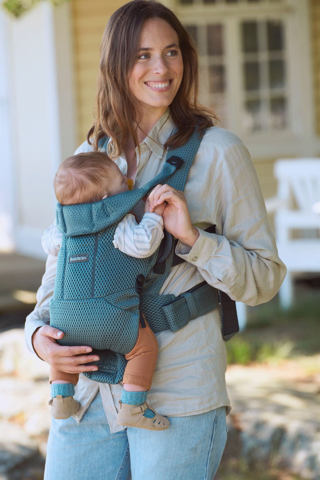 Baby Carrier Move