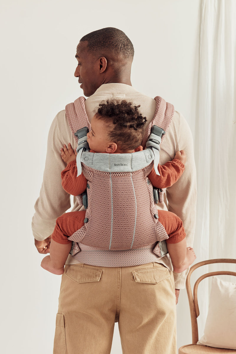 babybjorn-baby-carrier | Dusty pink