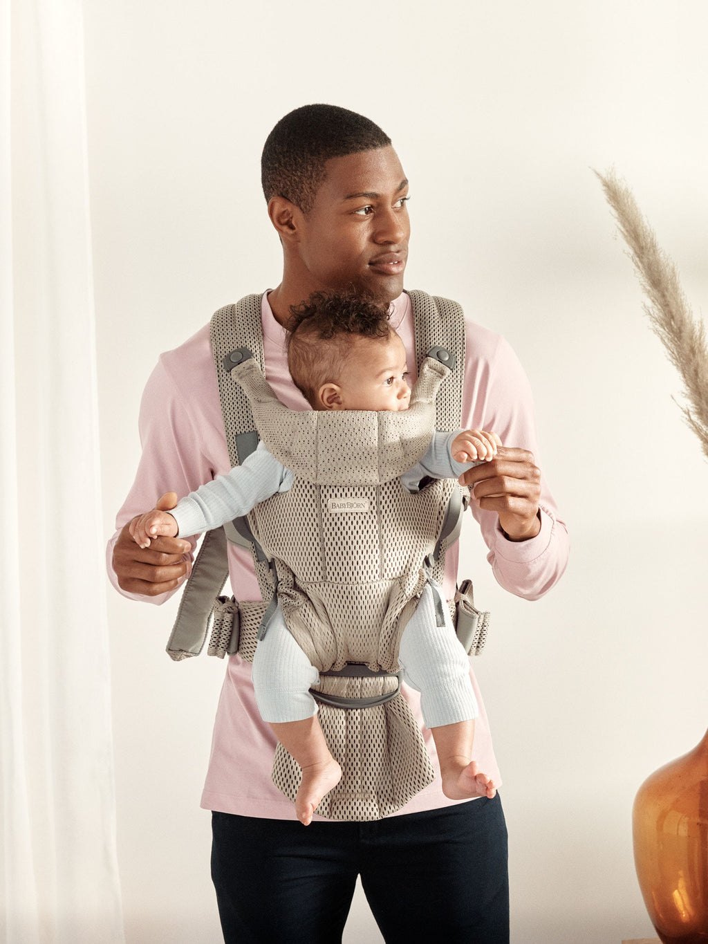 Baby Carrier Move